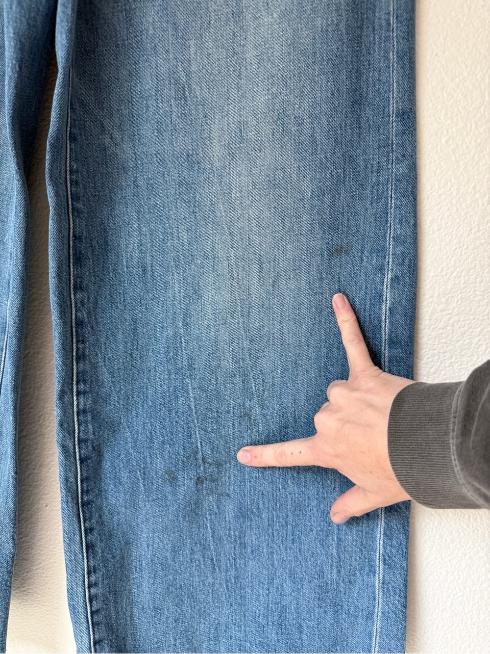 Madewell Wide-Leg Crop Jeans: Button-Front Edition - Martina Wash 27 - Flaw - Picture 8 of 12